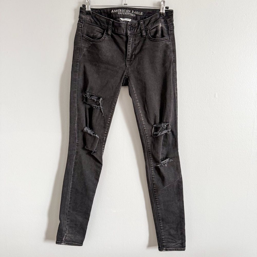 American Eagle Black Distressed Super Stretch Skinny Vintage Collection Size 2
